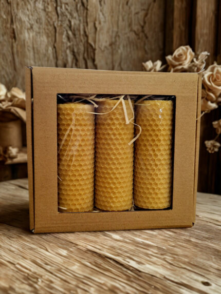 Zestaw 3 ręcznie zwijanych świec z węzy pszczelej